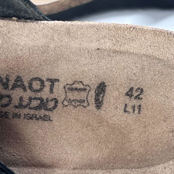 NAOT Anabel Nubuck Leather Cork Wedge Sandal Tortoise Buckle Black Women's US 11 - Picture 8 of 9